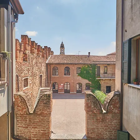 Le Di Giulietta 4* Верона